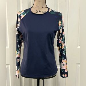 Cupshe Floral Navy Women's rash guard Top with matching bathing suit bottoms